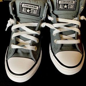 Converse kid sneakers